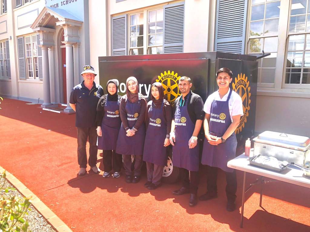 Student and community volunteers in Rotary Mooroopna aprons at GSSC Aspiration Day, 12 December 2025.